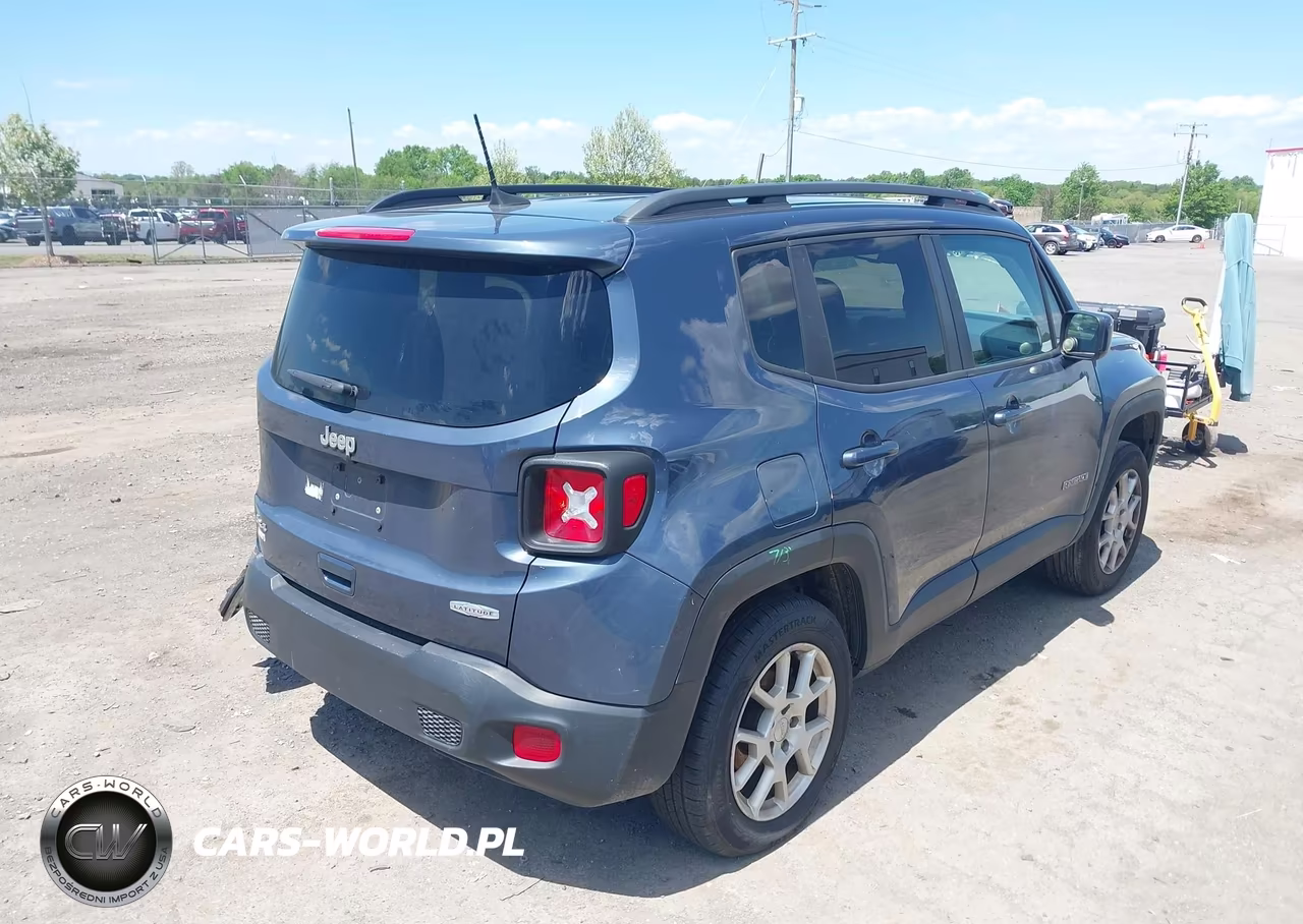 2019 Jeep Renegade Latitude 4X4 VIN:ZACNJBBB7KPK68826 - 4