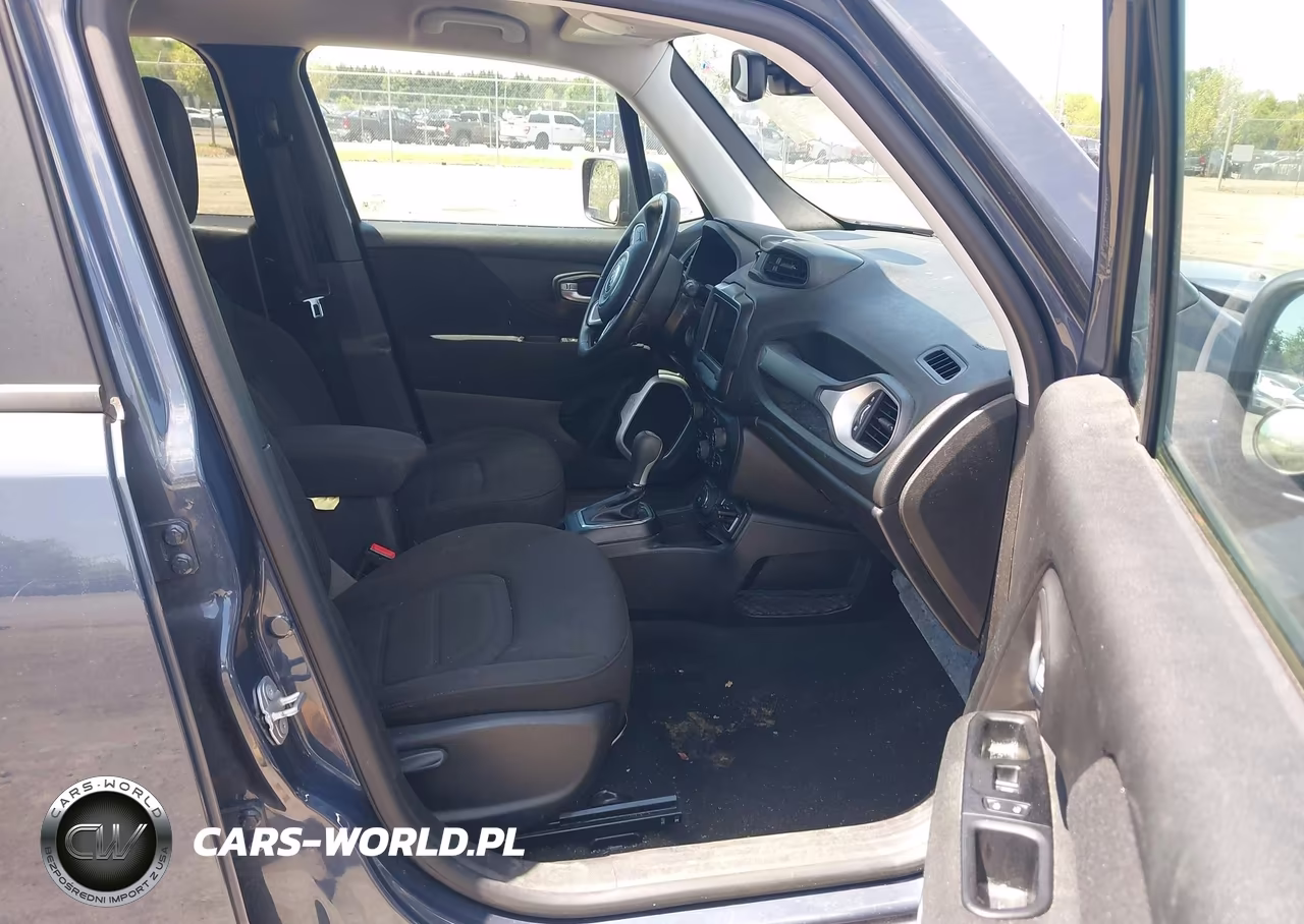 2019 Jeep Renegade Latitude 4X4 VIN:ZACNJBBB7KPK68826 - 5