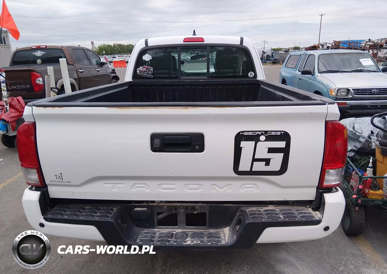2017 Toyota Tacoma Sr VIN:5TFRX5GN5HX087799 - 17