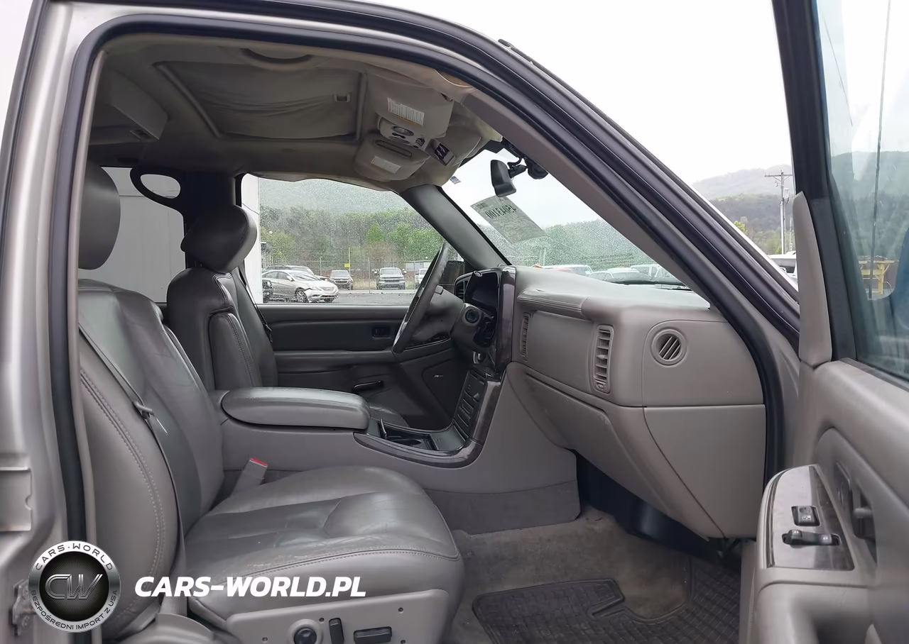 2005 GMC Yukon Denali VIN:1GKEK63U85J207484 - 5