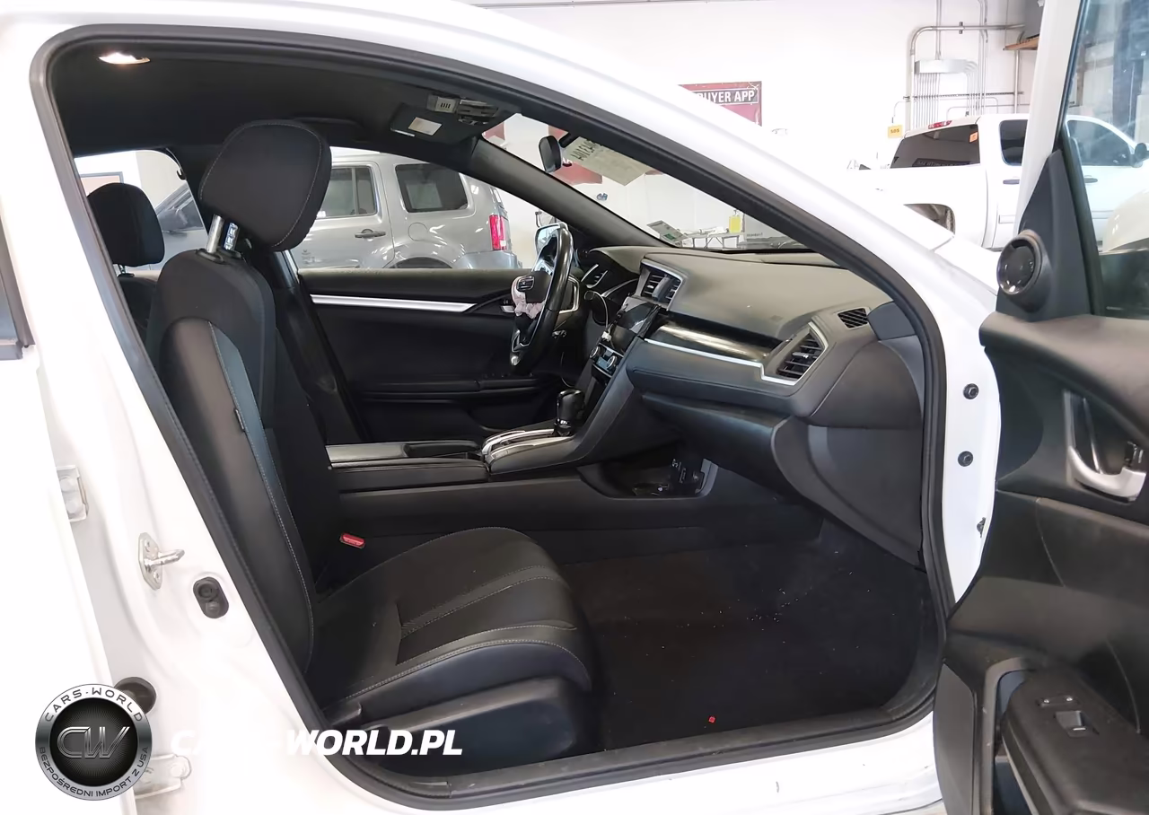 2019 Honda Civic Sport VIN:2HGFC2F81KH505331 - 5