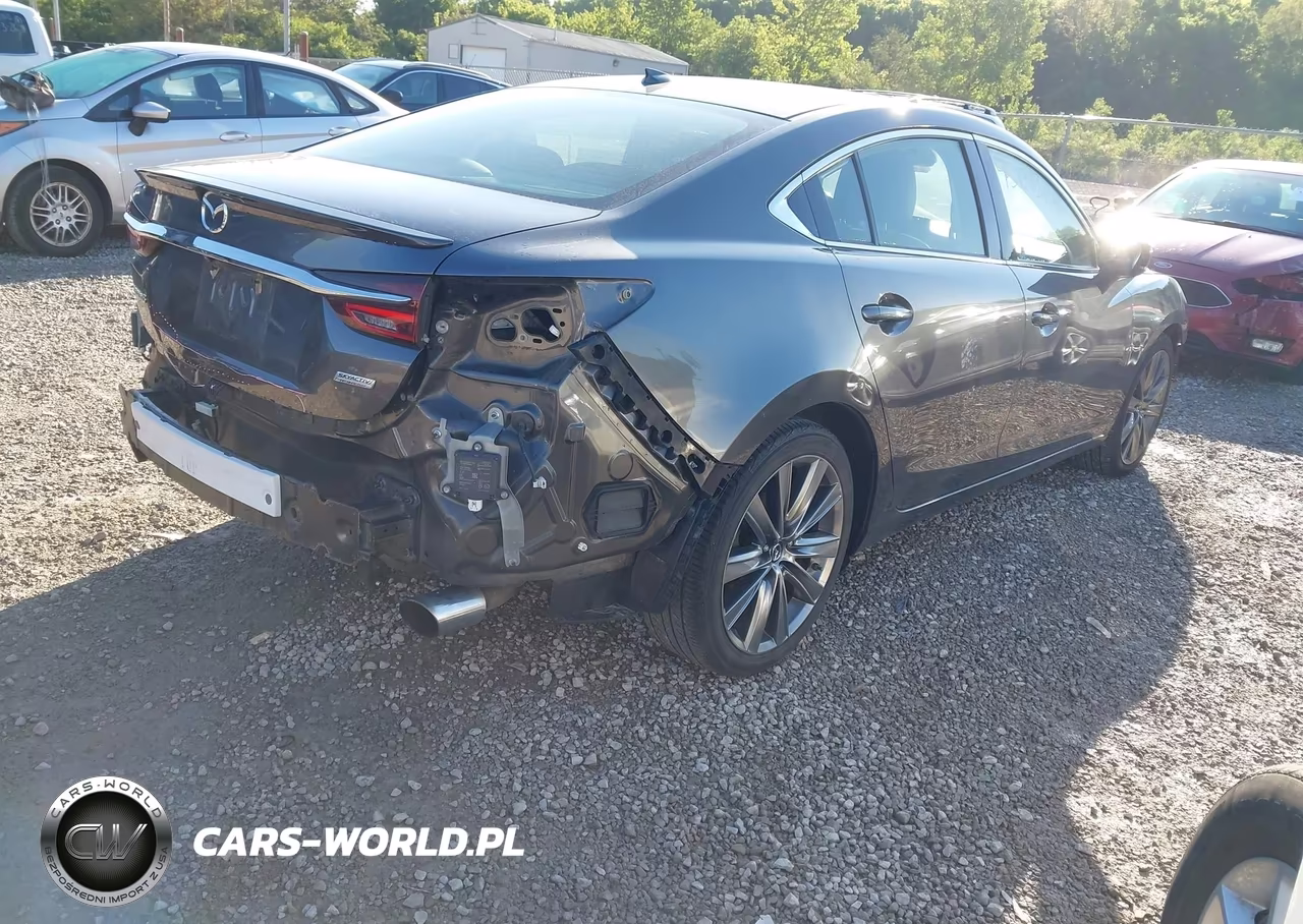2018 Mazda Mazda6 Grand Touring Reserve VIN:JM1GL1WY3J1321826 - 4