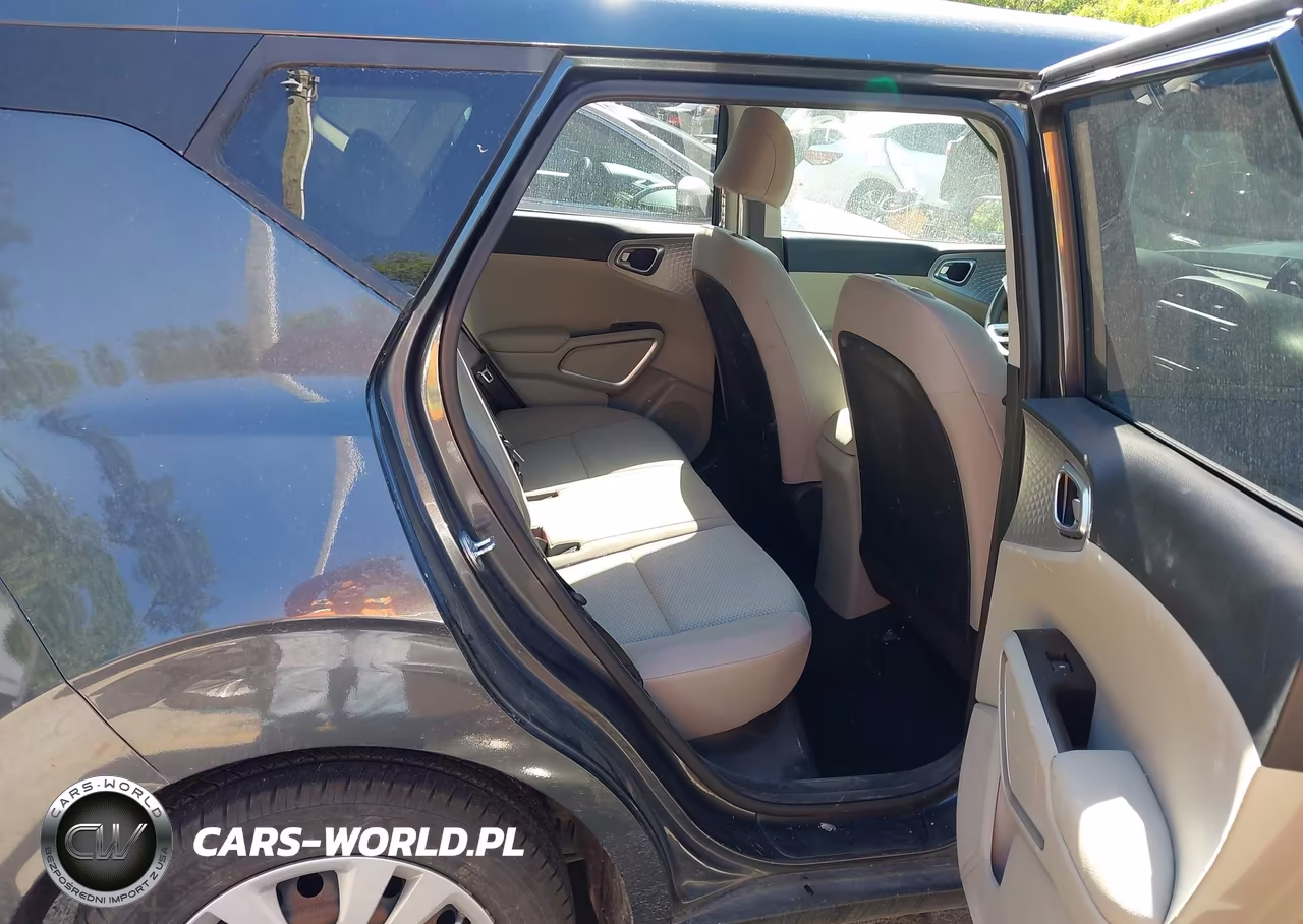 2023 Kia Soul Lx VIN:KNDJ23AU2P7201241 - 8