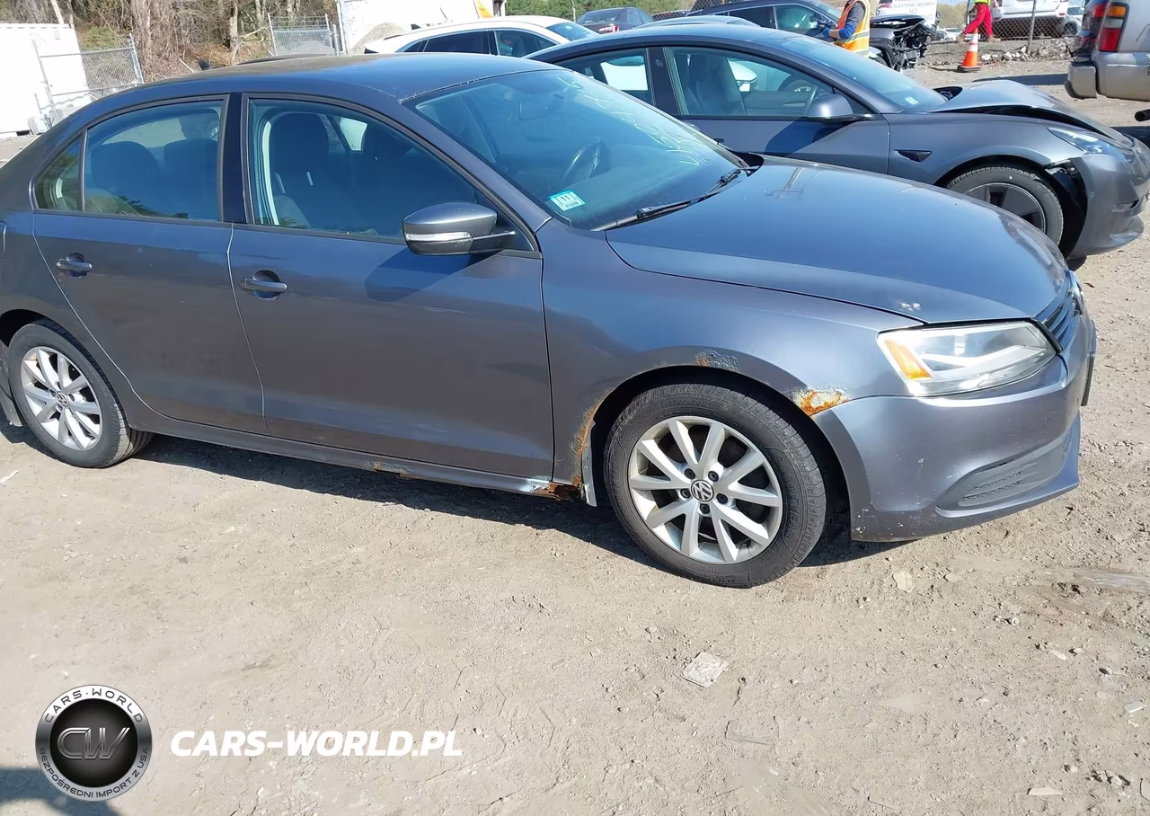 2012 Volkswagen Jetta 2.5L Se – zdjęcie 1 z 11