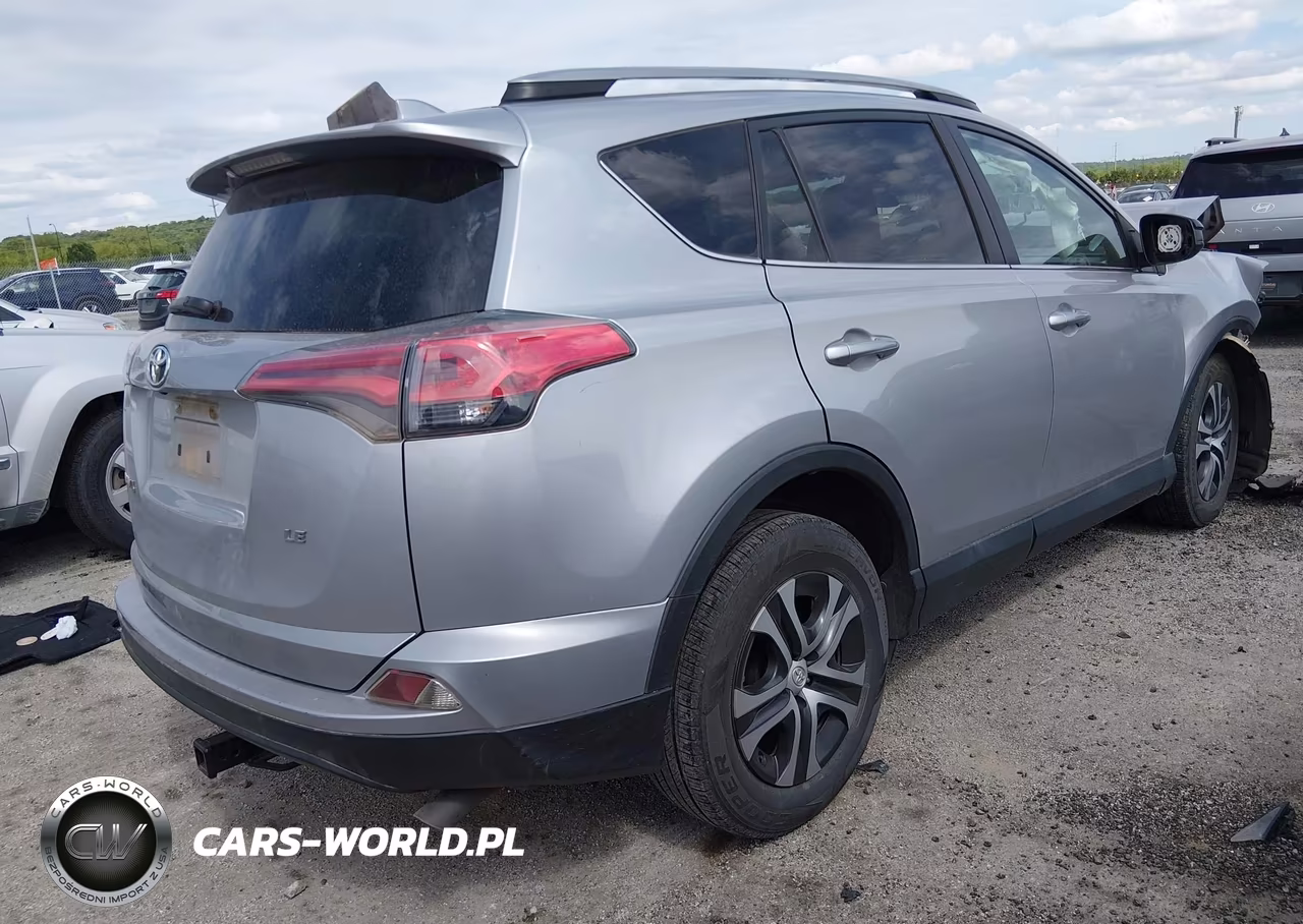 2017 Toyota Rav4 Le VIN:2T3ZFREV6HW319070 - 4
