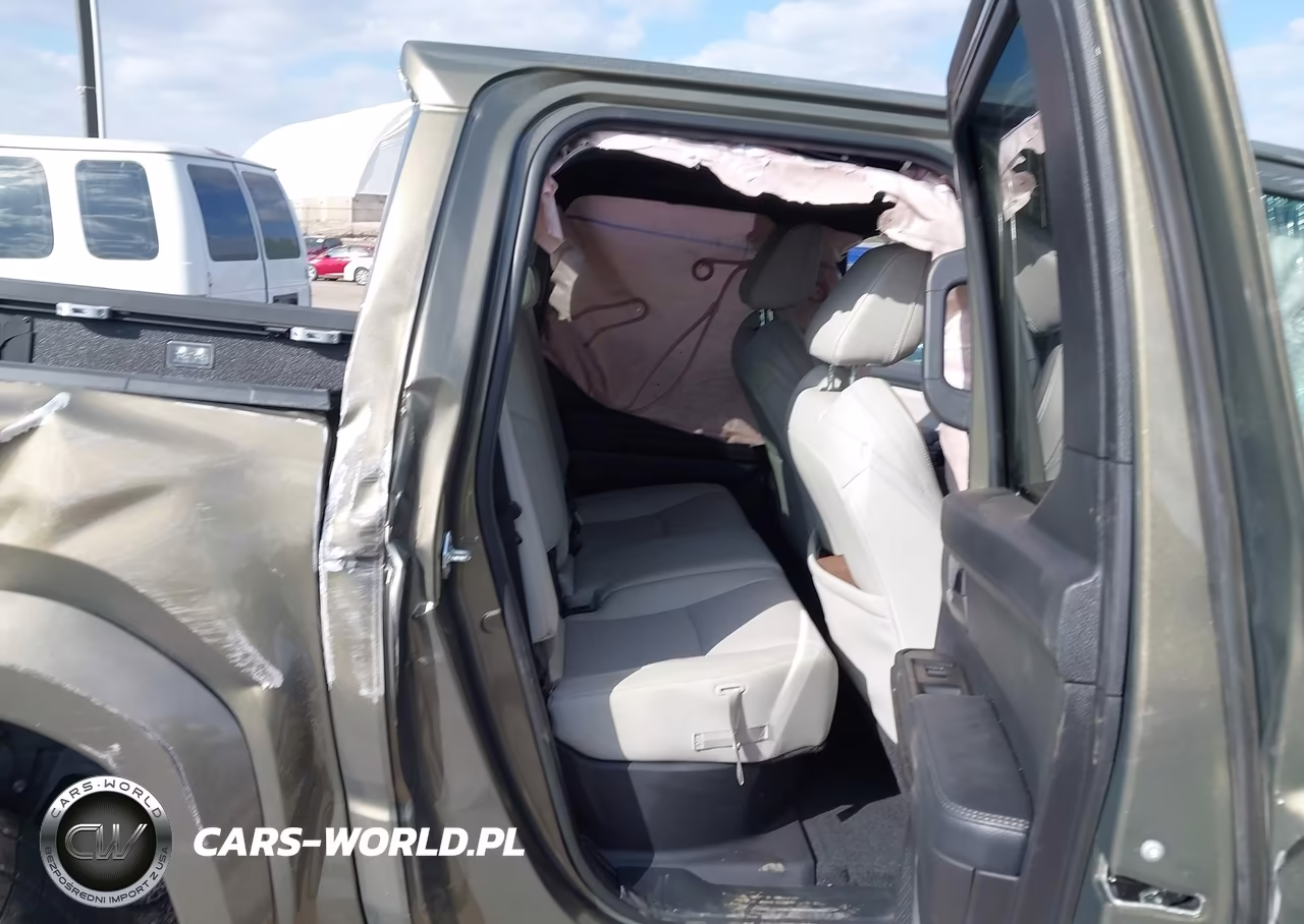 2024 Toyota Tacoma Limited VIN:3TMLB5JN1RM082281 - 8