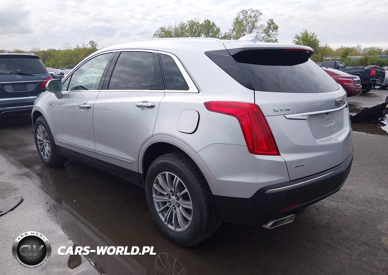 2018 Cadillac Xt5 Luxury VIN:1GYKNDRS6JZ211443 - 3