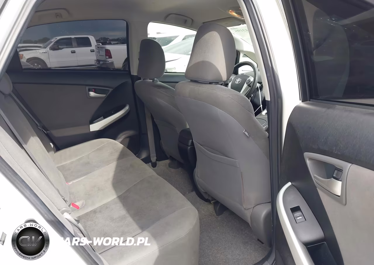 2012 Toyota Prius Two VIN:JTDKN3DU9C5533416 - 8