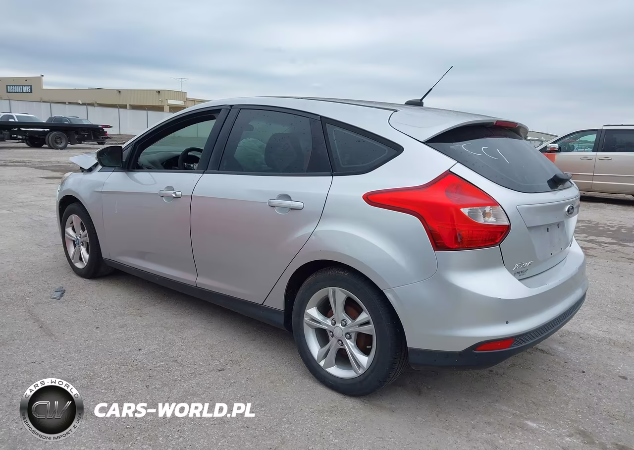 2013 Ford Focus Se VIN:1FADP3K2XDL270778 - 3