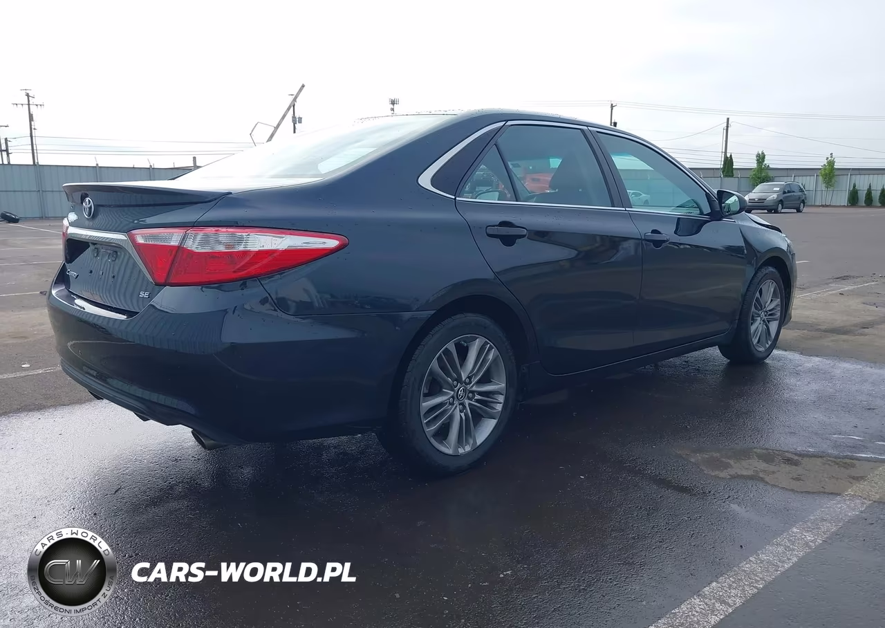 2016 Toyota Camry Se VIN:4T1BF1FK5GU196179 - 4