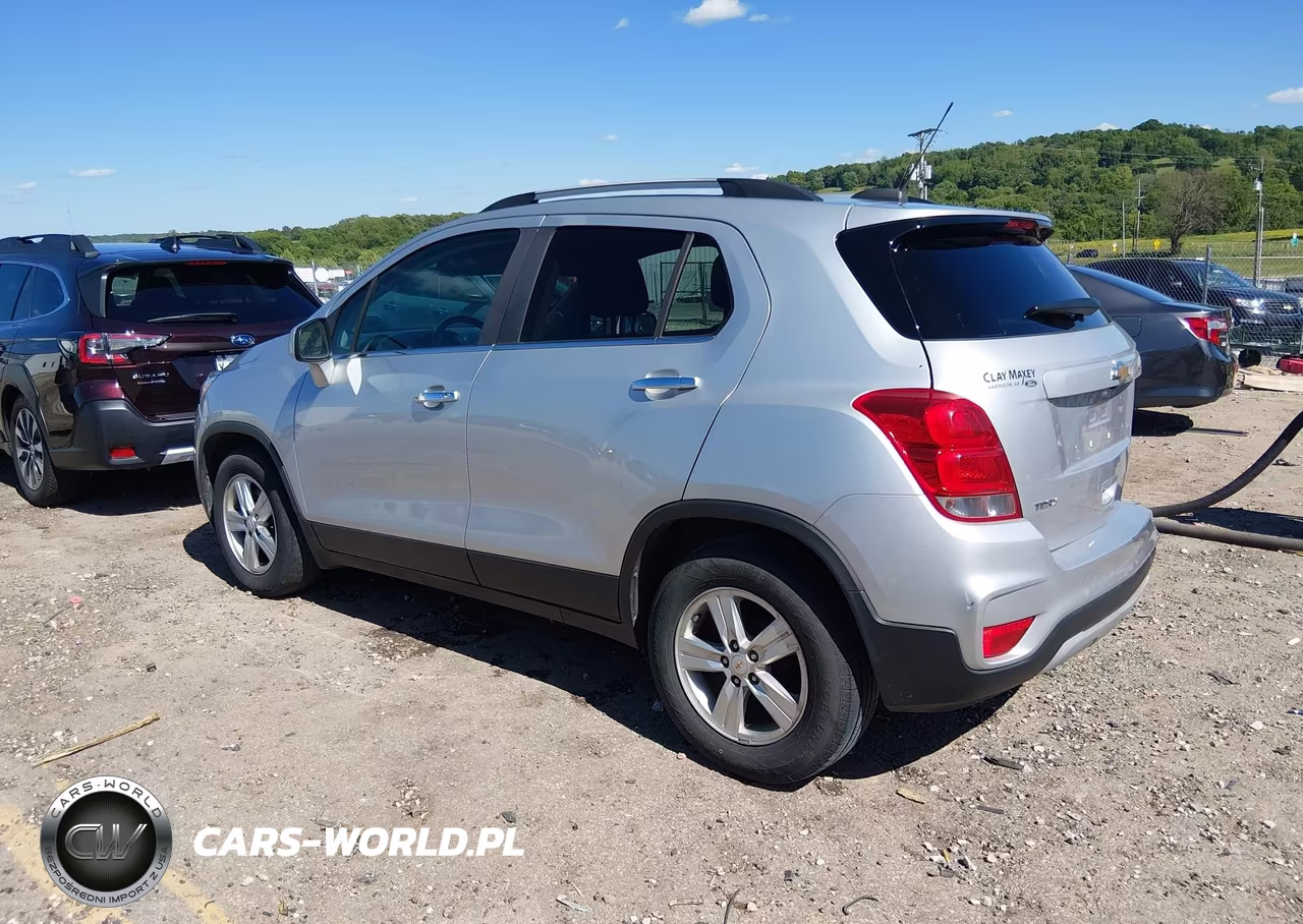 2019 Chevrolet Trax Lt VIN:KL7CJLSB8KB954946 - 3