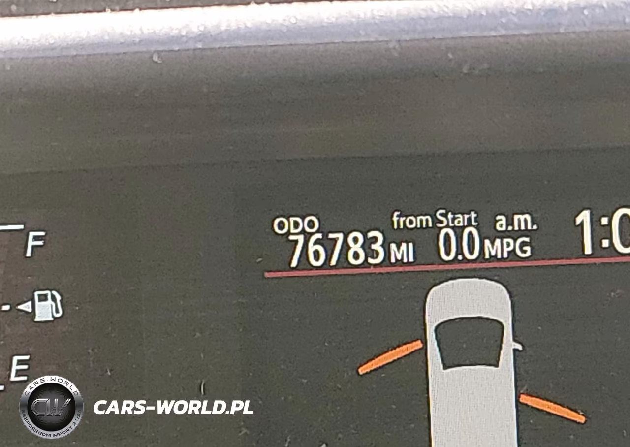 2016 Toyota Prius C Two VIN:JTDKDTB37G1119075 - 15