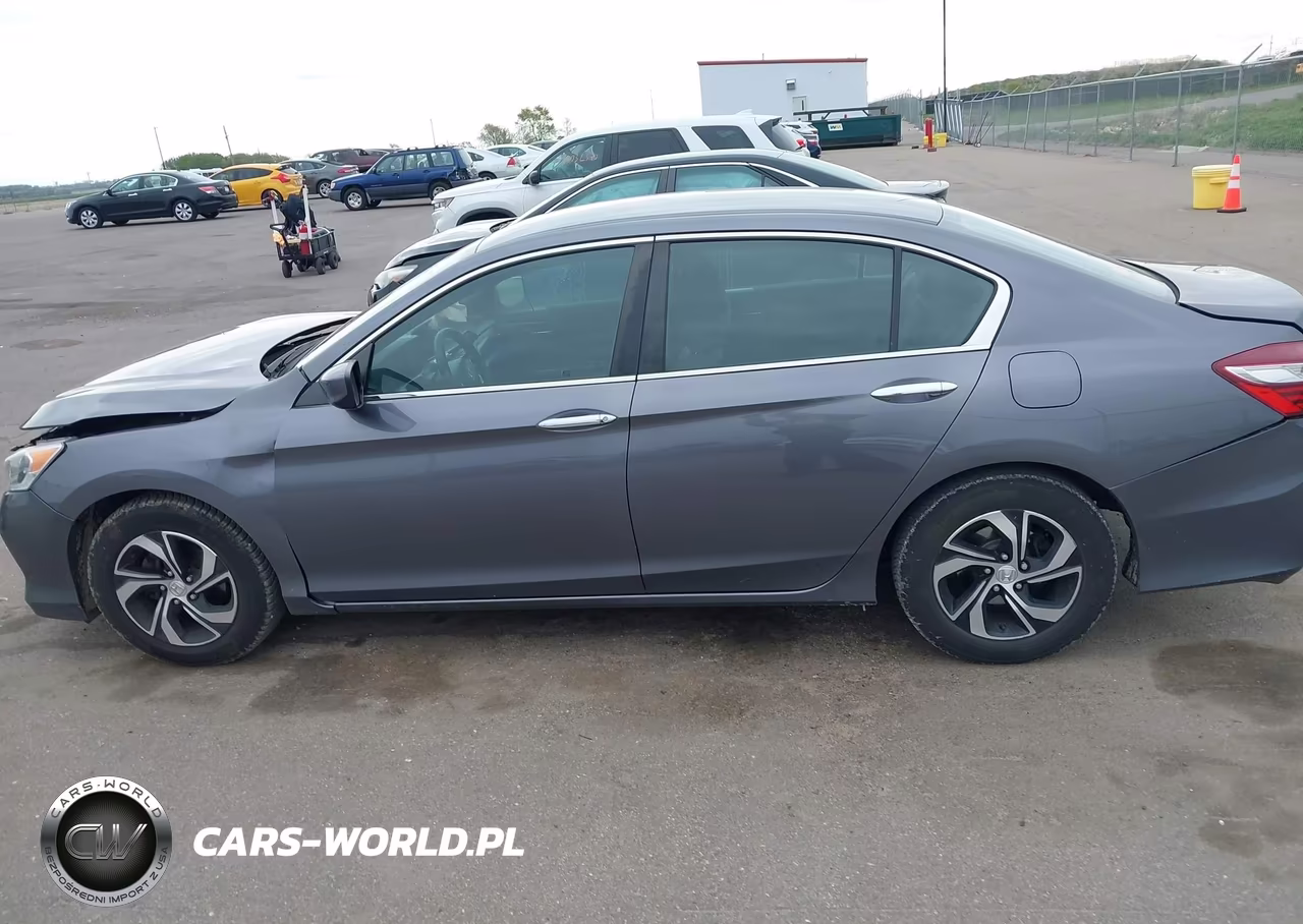 2017 Honda Accord Lx VIN:1HGCR2F32HA113326 - 14