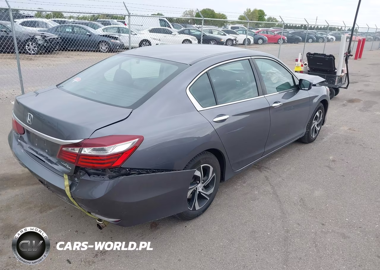 2017 Honda Accord Lx VIN:1HGCR2F32HA113326 - 4