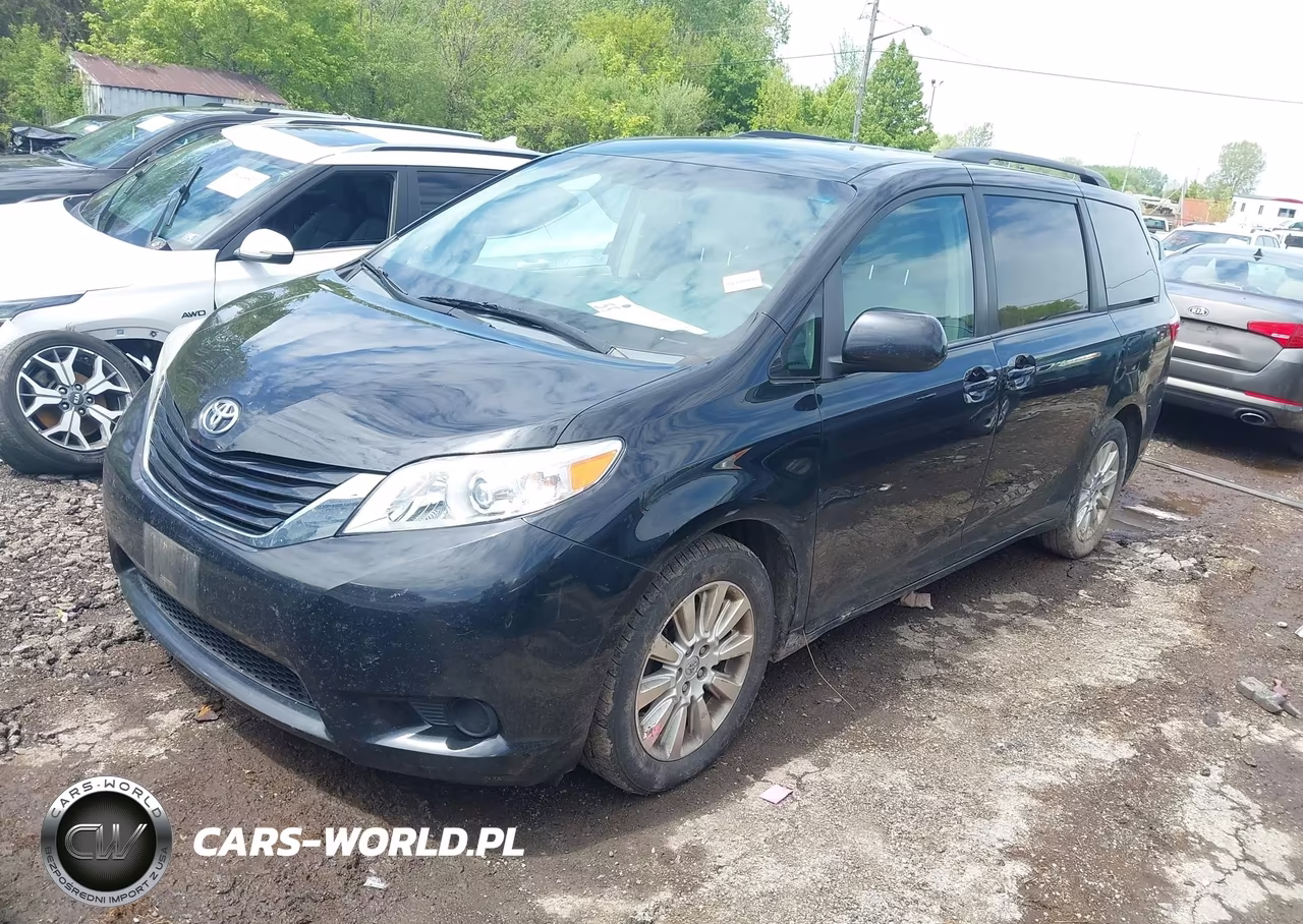 2015 Toyota Sienna Le 7 Passenger VIN:5TDJK3DC0FS112792 - 2