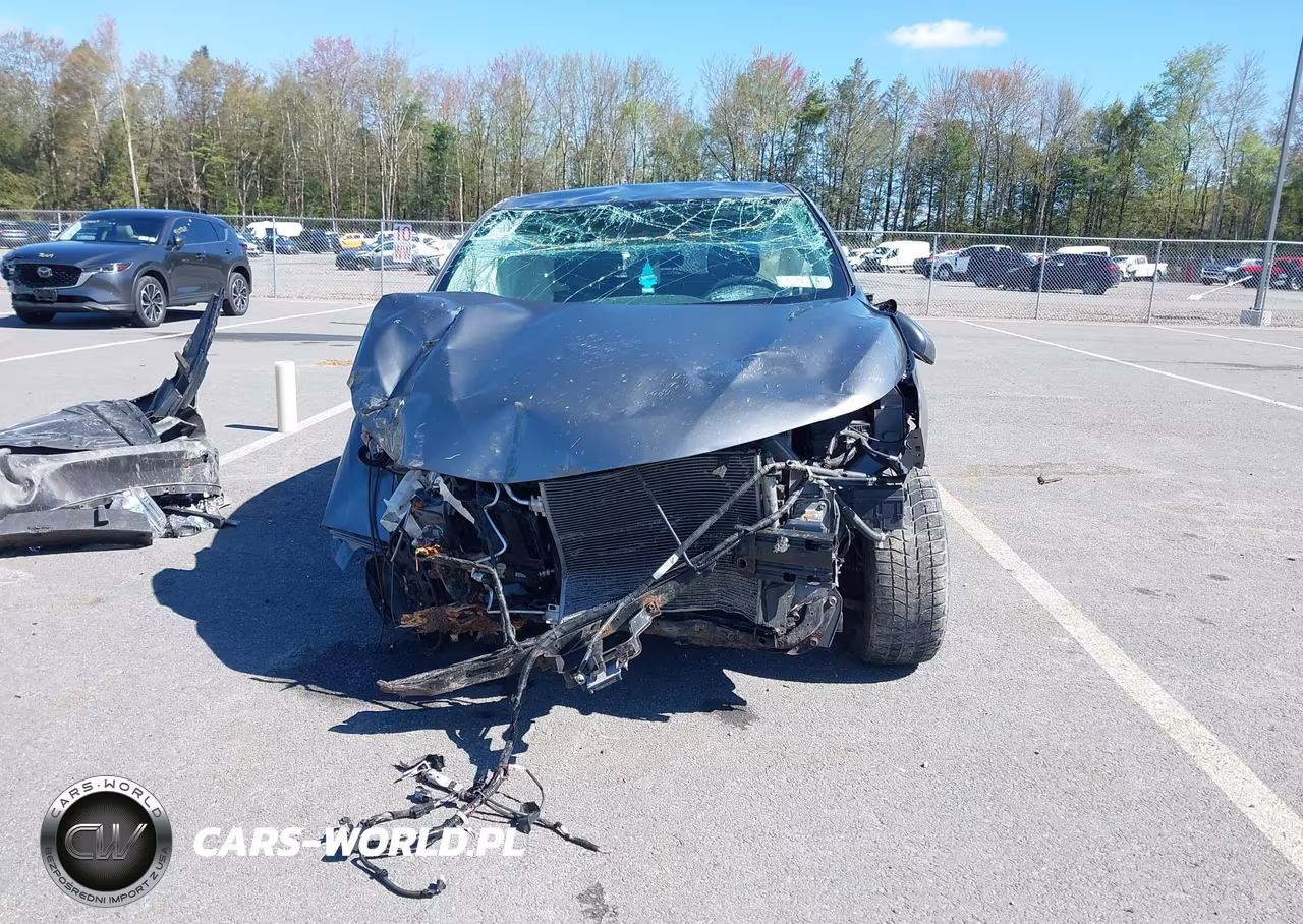 2018 Nissan Rogue Sport S VIN:JN1BJ1CR8JW265949 - 12