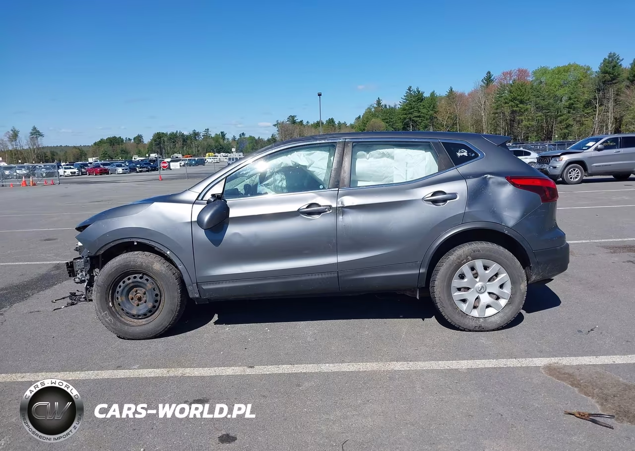 2018 Nissan Rogue Sport S VIN:JN1BJ1CR8JW265949 - 14
