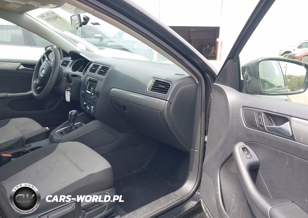 2018 Volkswagen Jetta 1.4T S VIN:3VW2B7AJ2JM261368 - 5