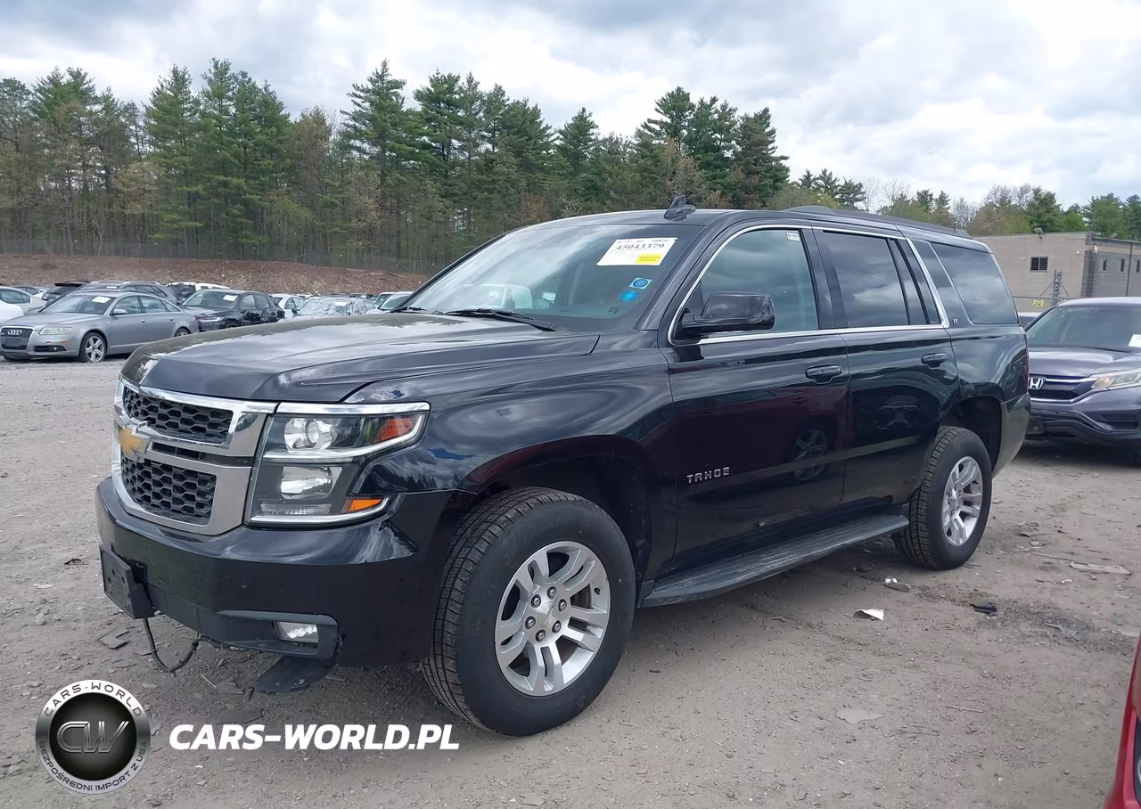 2019 Chevrolet Tahoe Lt VIN:1GNSKBKC2KR266714 - 2