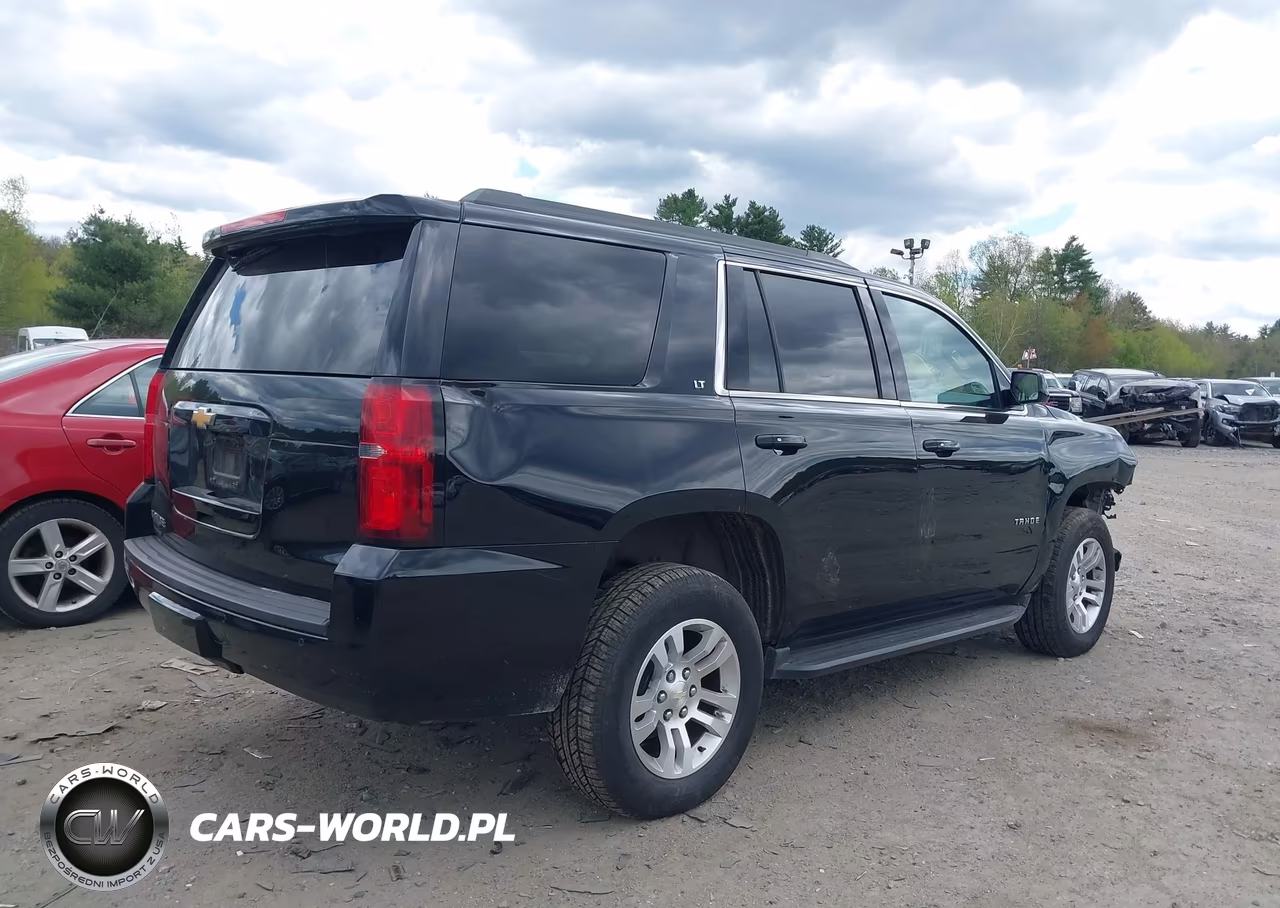 2019 Chevrolet Tahoe Lt VIN:1GNSKBKC2KR266714 - 4