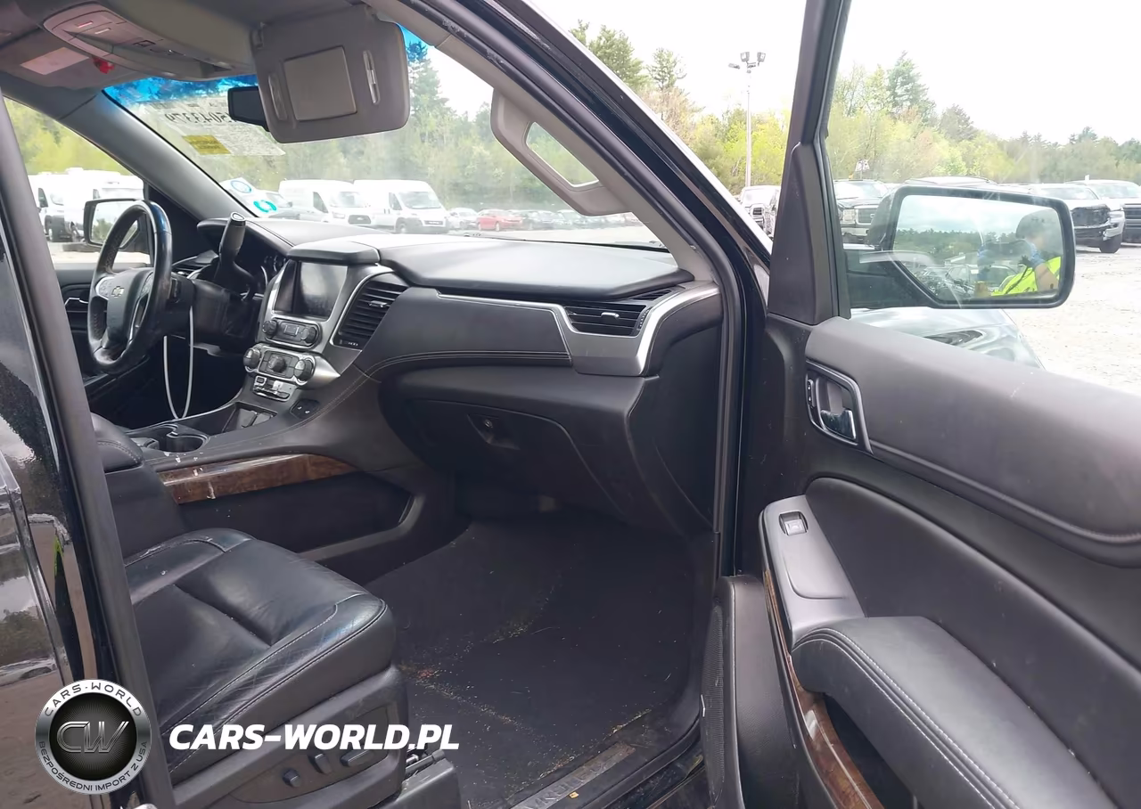 2019 Chevrolet Tahoe Lt VIN:1GNSKBKC2KR266714 - 5