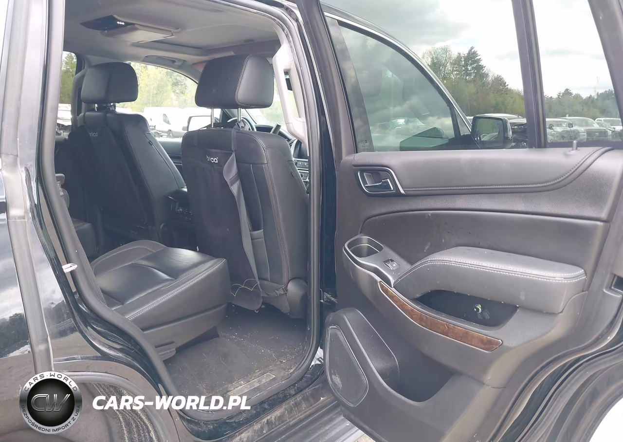 2019 Chevrolet Tahoe Lt VIN:1GNSKBKC2KR266714 - 8