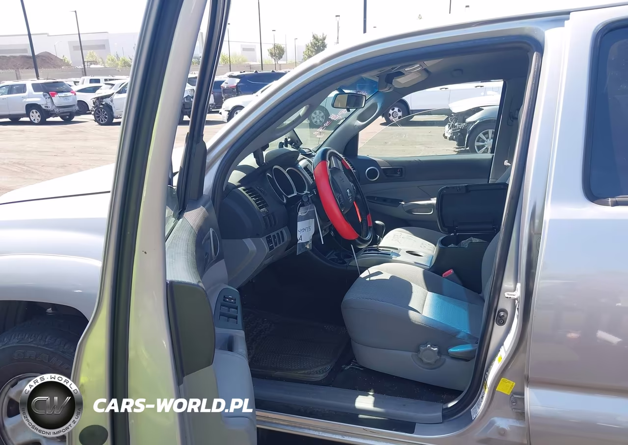2015 Toyota Tacoma Prerunner VIN:5TFJX4GNXFX045746 - 5