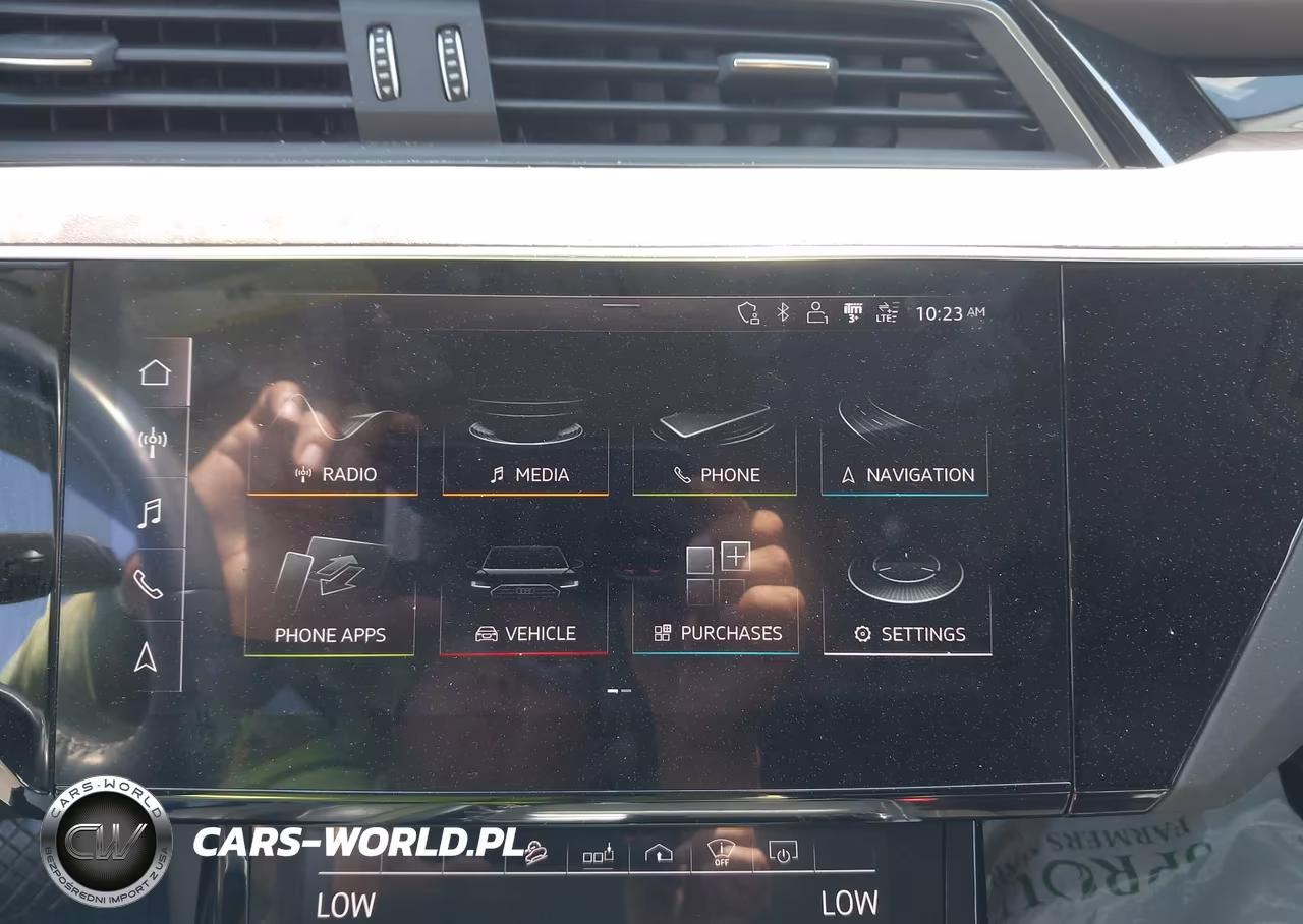 2019 Audi E-Tron Premium Plus VIN:WA1VABGE9KB024797 - 19