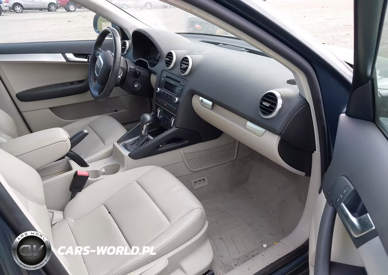 2010 Audi A3 2.0T Premium VIN:WAUKEAFM3AA088304 - 5
