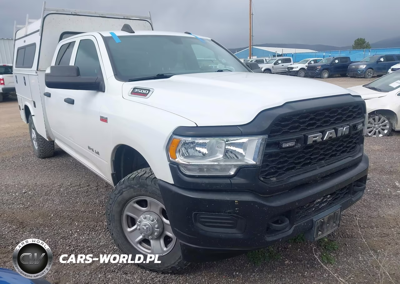 2021 Ram 3500 Tradesman 4X4 8' Box