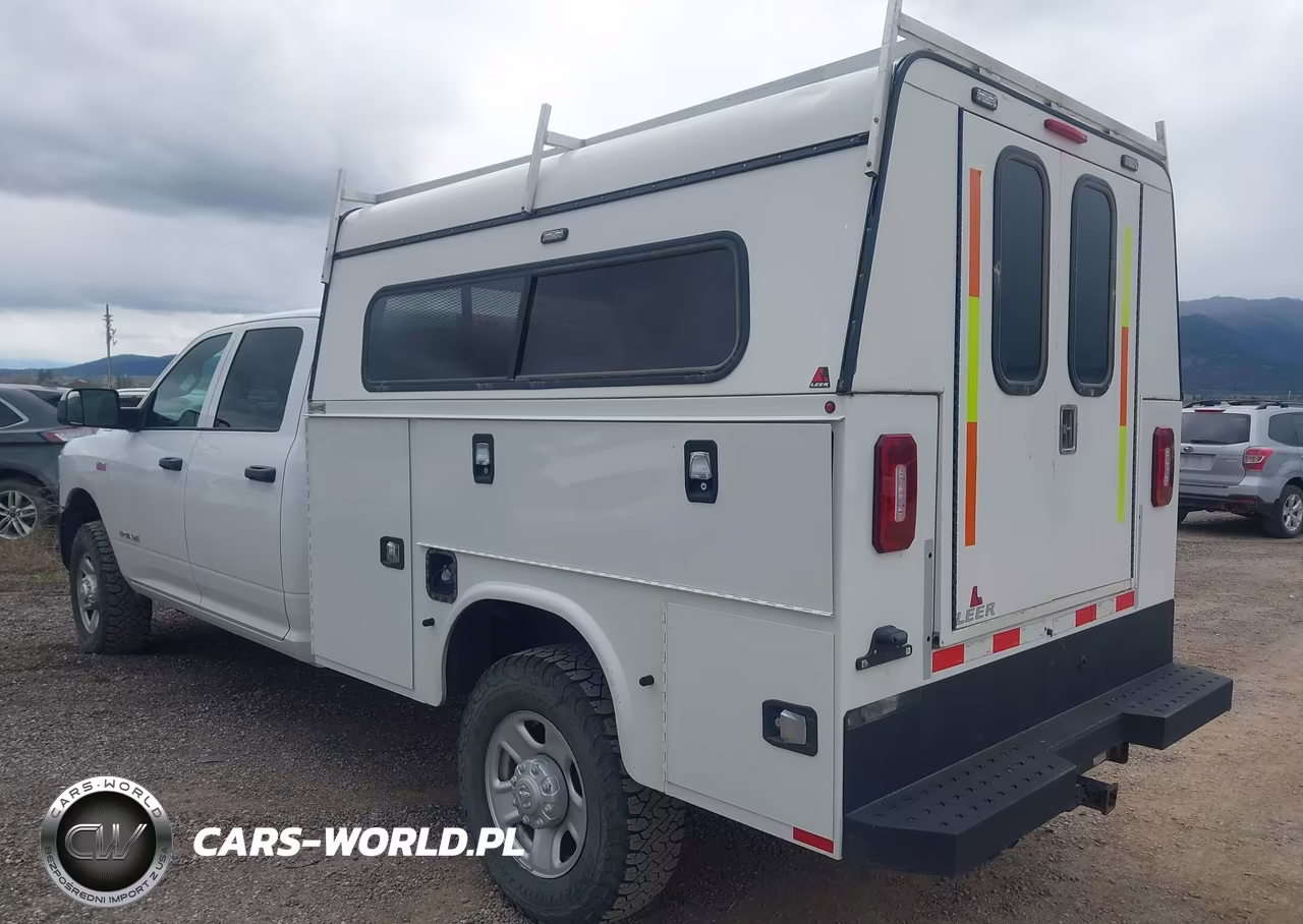 2021 Ram 3500 Tradesman 4X4 8' Box VIN:3C7WR3GJ2MG672145 - 3