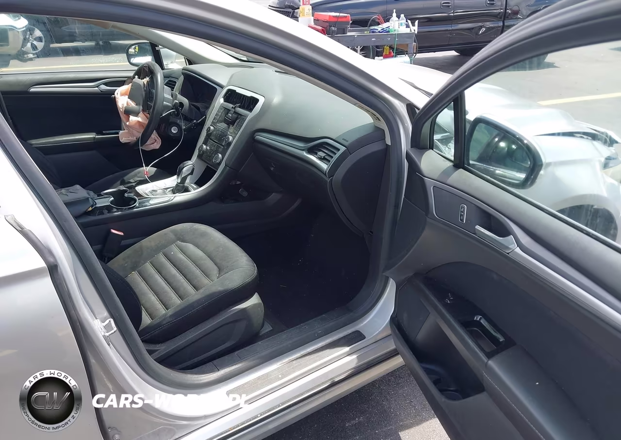 2014 Ford Fusion Se VIN:3FA6P0H75ER373331 - 5