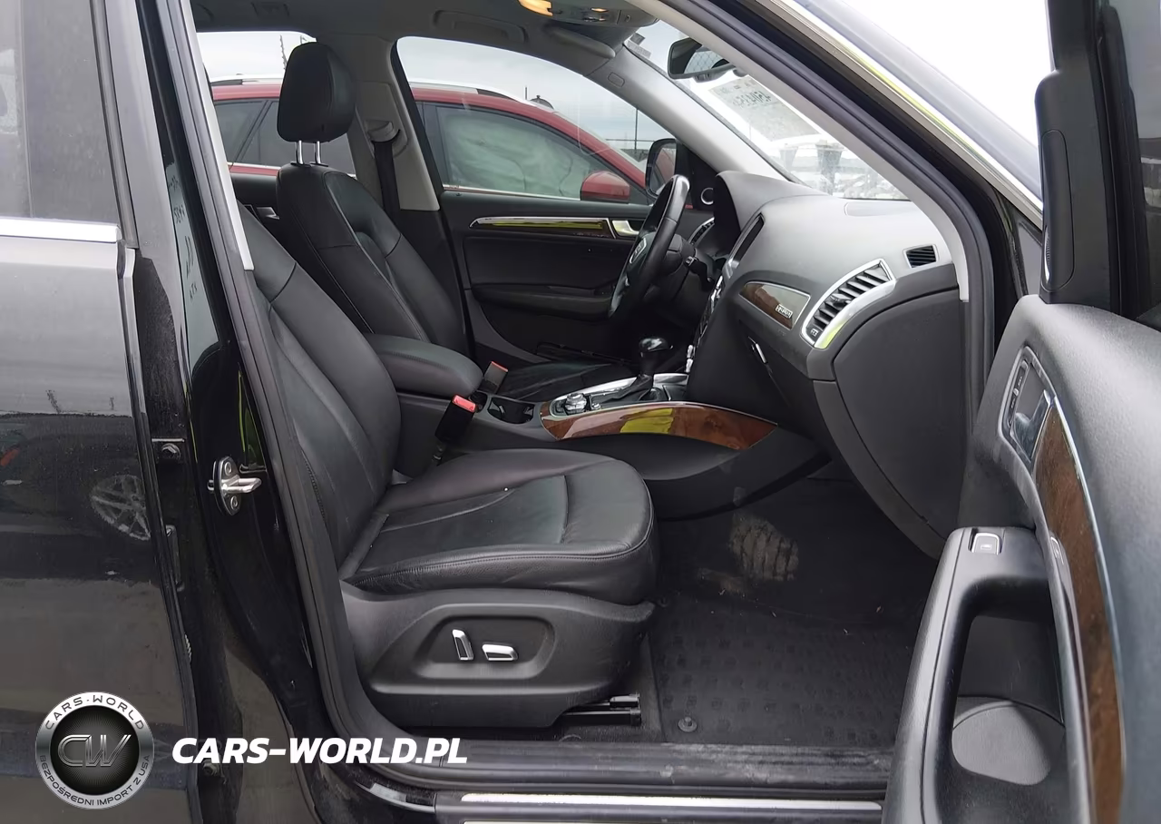 2016 Audi Q5 2.0T Premium VIN:WA1L2AFP6GA131093 - 5