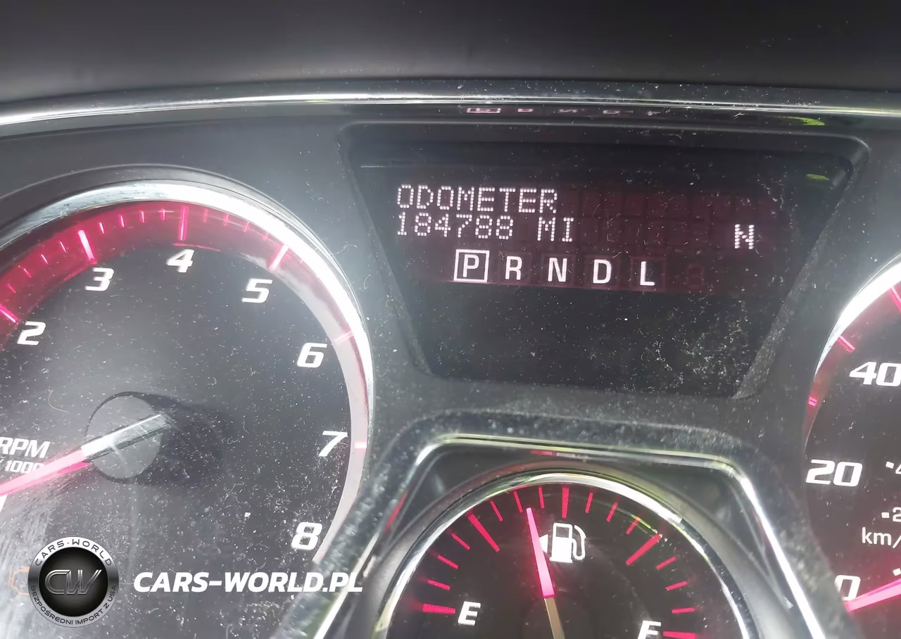 2016 GMC Acadia Denali VIN:1GKKRTKD7GJ104705 - 16