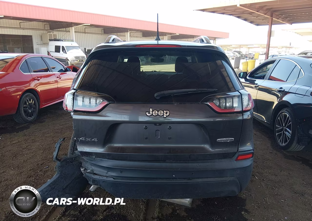 2020 Jeep Cherokee Latitude Plus 4X4 VIN:1C4PJMLB5LD604561 - 16