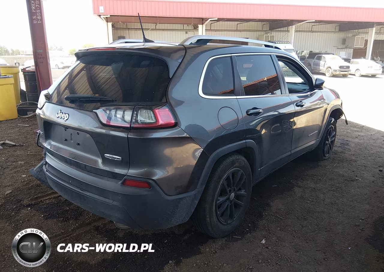 2020 Jeep Cherokee Latitude Plus 4X4 VIN:1C4PJMLB5LD604561 - 4