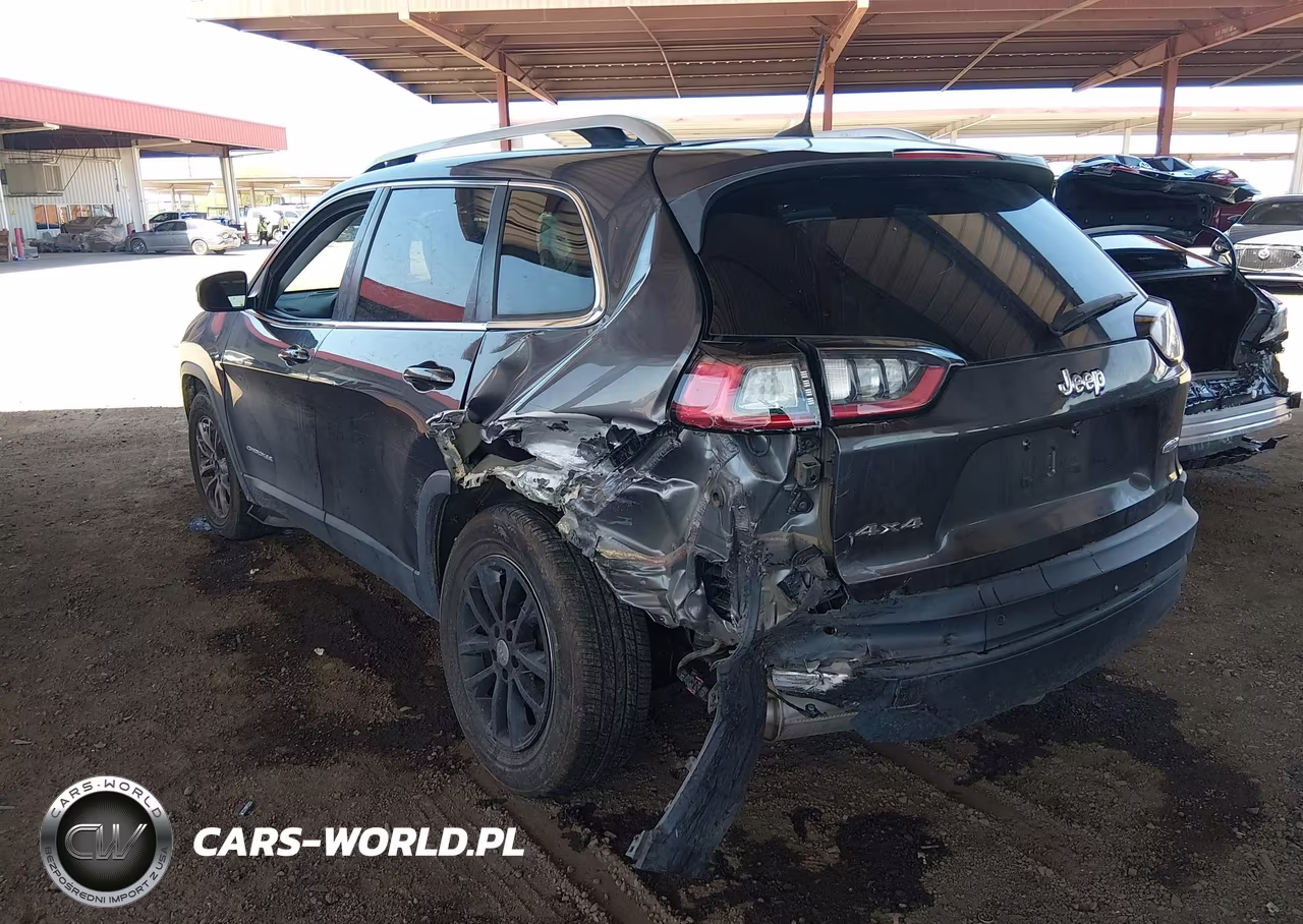 2020 Jeep Cherokee Latitude Plus 4X4 VIN:1C4PJMLB5LD604561 - 6