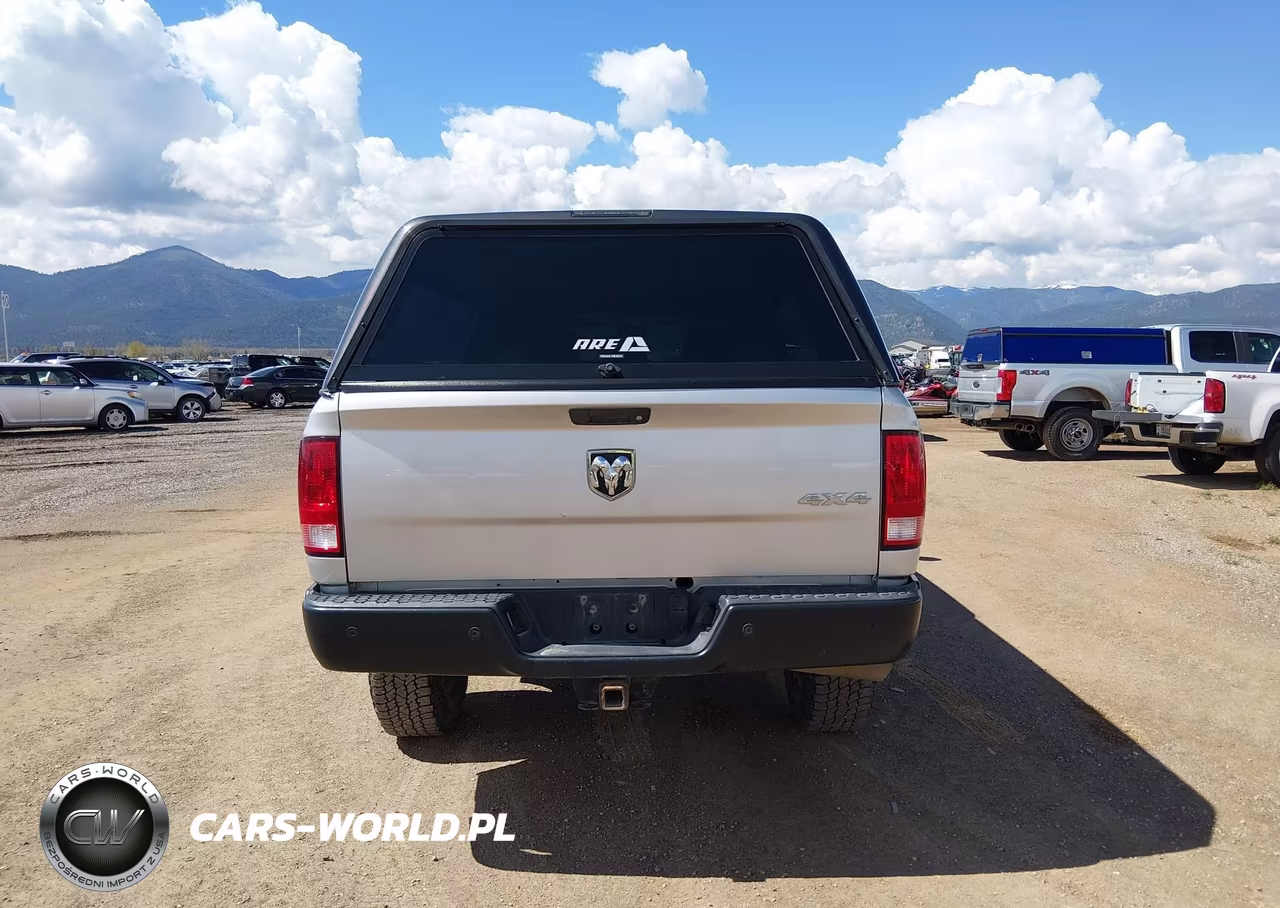 2017 Ram 3500 Tradesman 4X4 8' Box VIN:3C63R3GL6HG552430 - 16