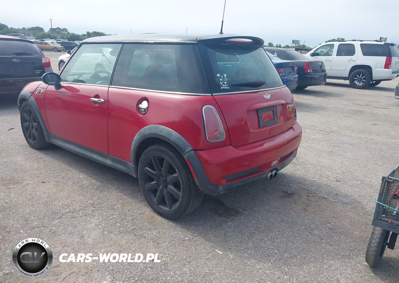 2004 Mini Cooper S VIN:WMWRE33404TD80373 - 3