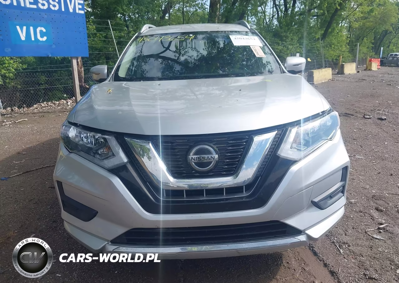 2018 Nissan Rogue S VIN:JN8AT2MT6JW470399 - 12