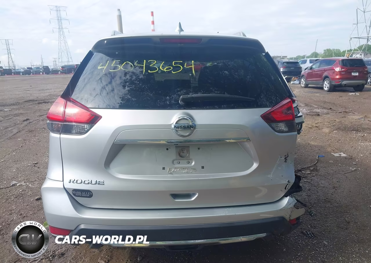 2018 Nissan Rogue S VIN:JN8AT2MT6JW470399 - 16