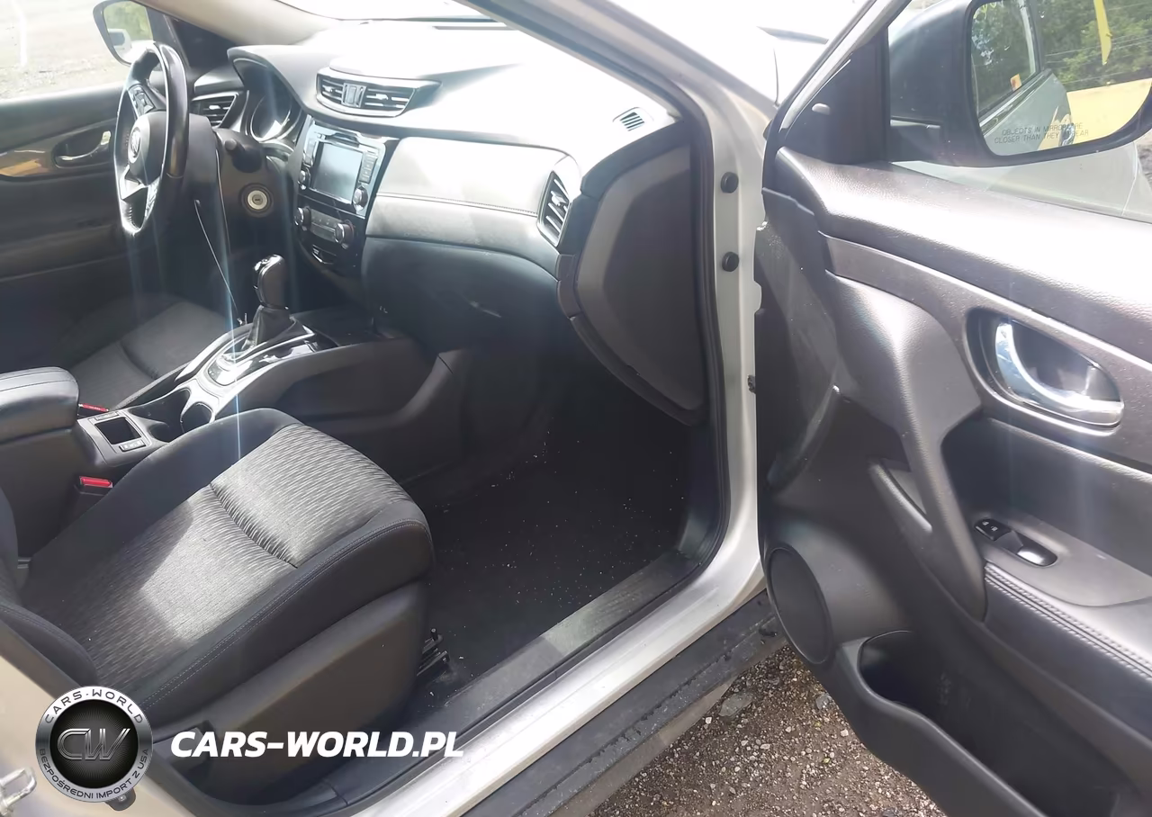 2018 Nissan Rogue S VIN:JN8AT2MT6JW470399 - 5