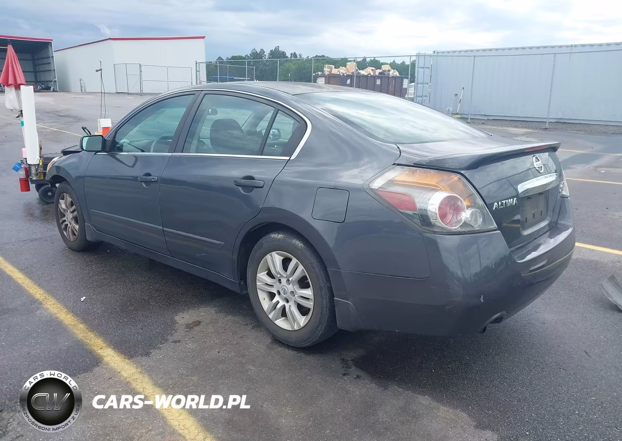 2011 Nissan Altima 2.5 S VIN:1N4AL2AP4BN404188 - 3