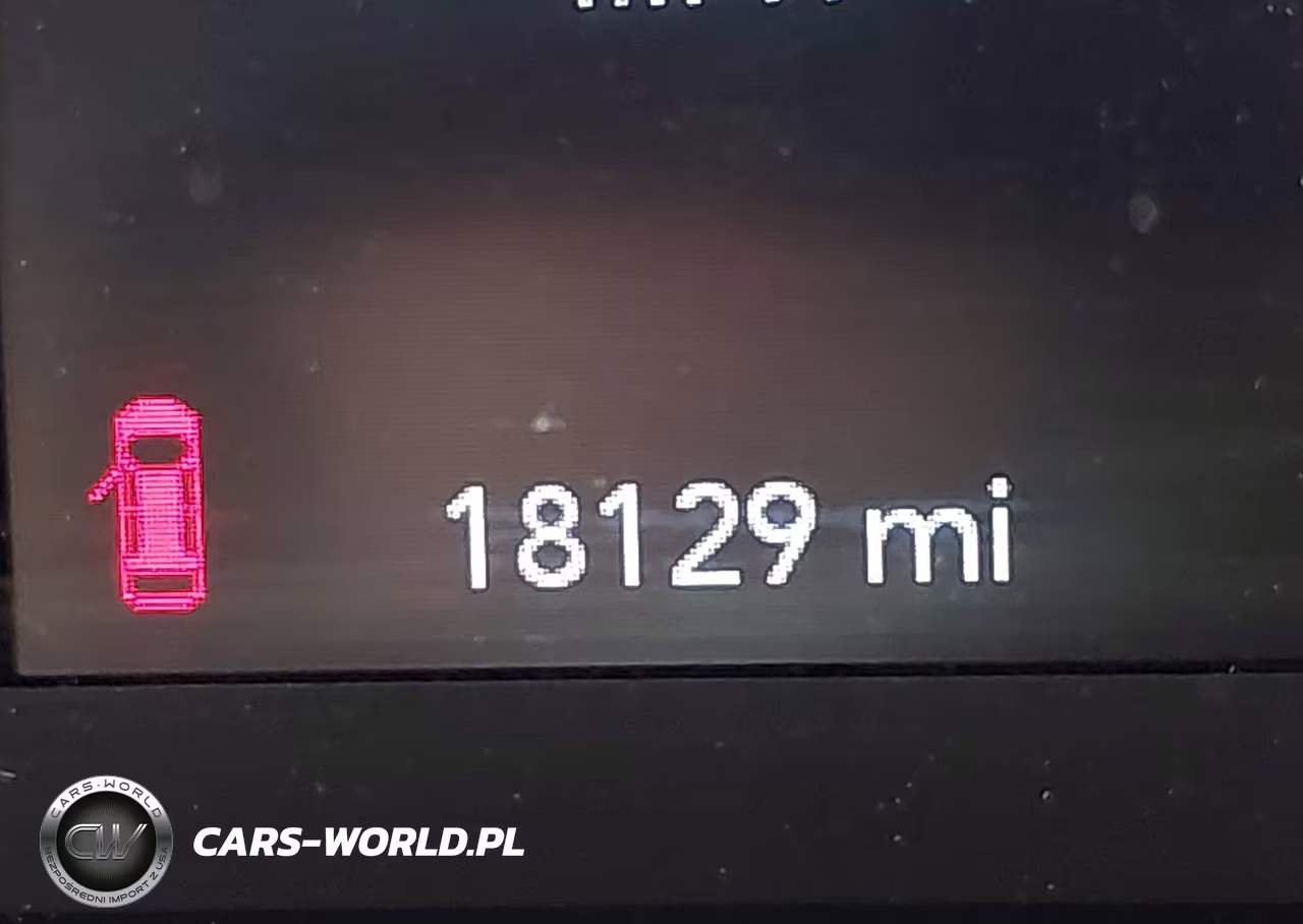 2019 Jeep Cherokee Latitude Plus 4X4 VIN:1C4PJMLB7KD226922 - 16