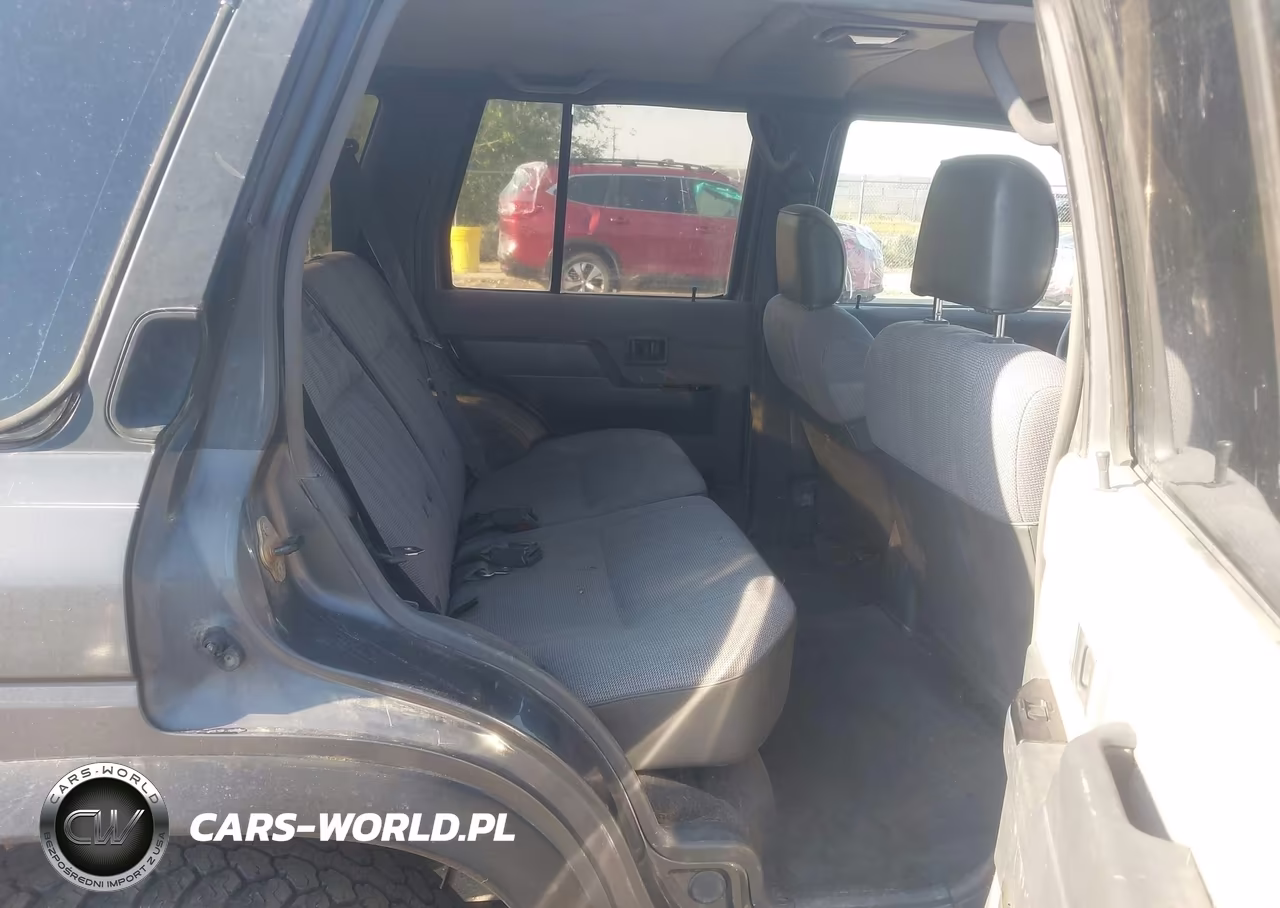 1995 Nissan Pathfinder Le-Se-Xe VIN:JN8HD17Y2SW040996 - 8