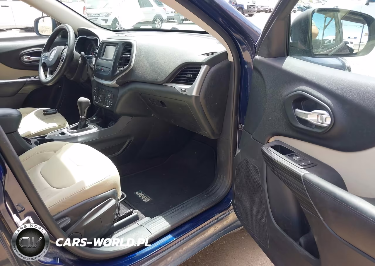 2016 Jeep Cherokee Sport VIN:1C4PJMAB7GW313962 - 5