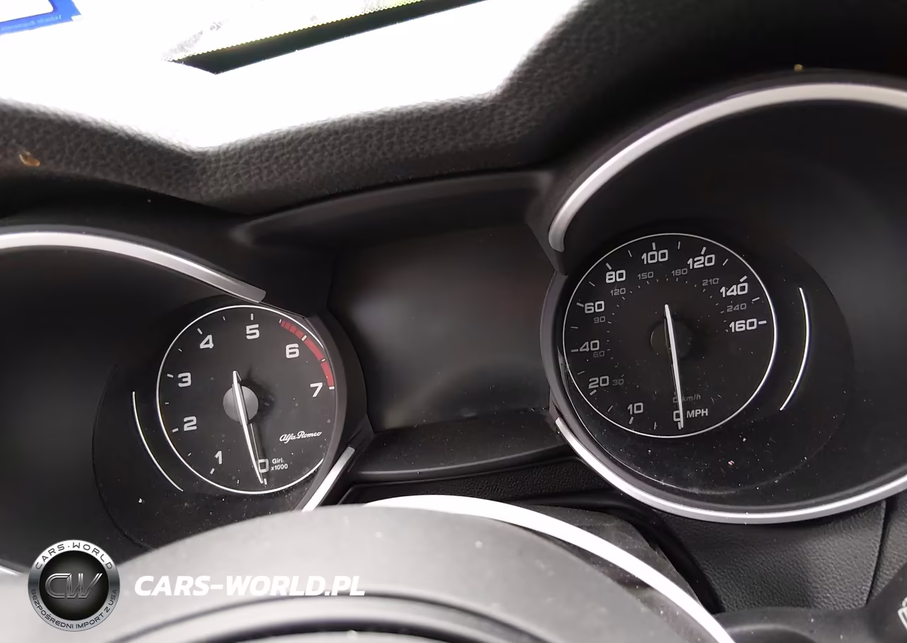 2020 Alfa Romeo Stelvio Ti Awd VIN:ZASPAKBN4L7C75602 - 7