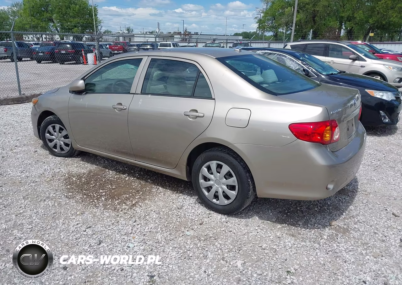 2010 Toyota Corolla Le VIN:1NXBU4EE7AZ233825 - 3