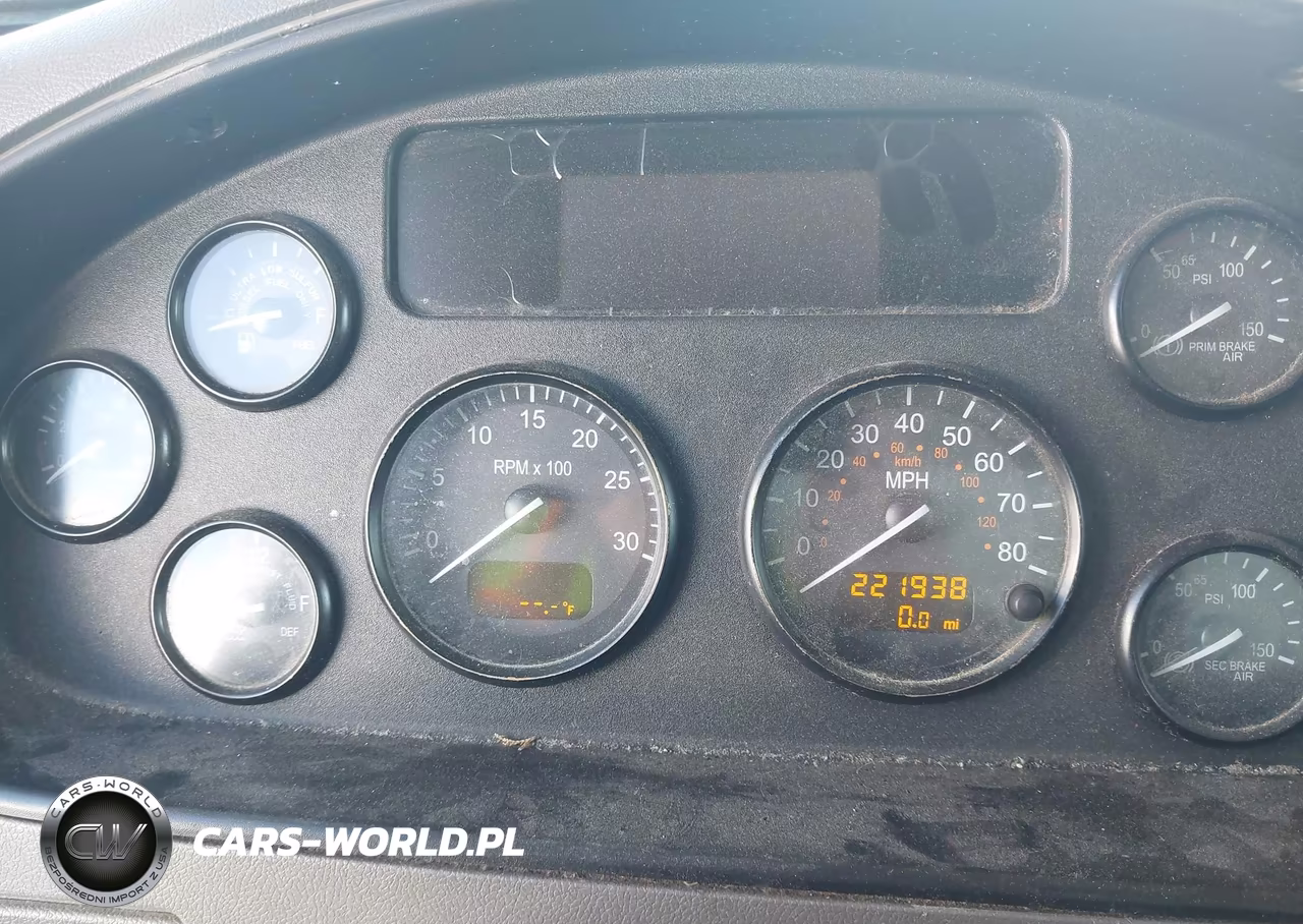 2018 Peterbilt 337 VIN:2NP2HM6X1JM432915 - 5