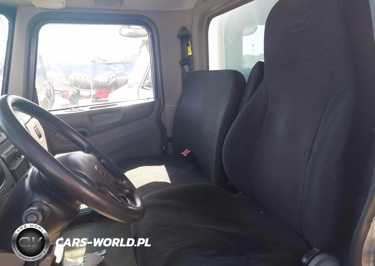 2018 Peterbilt 337 VIN:2NP2HM6X1JM432915 - 6